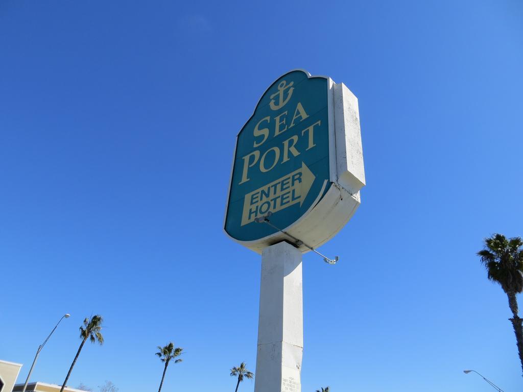 Seaport Marina Motel Long Beach Exterior photo