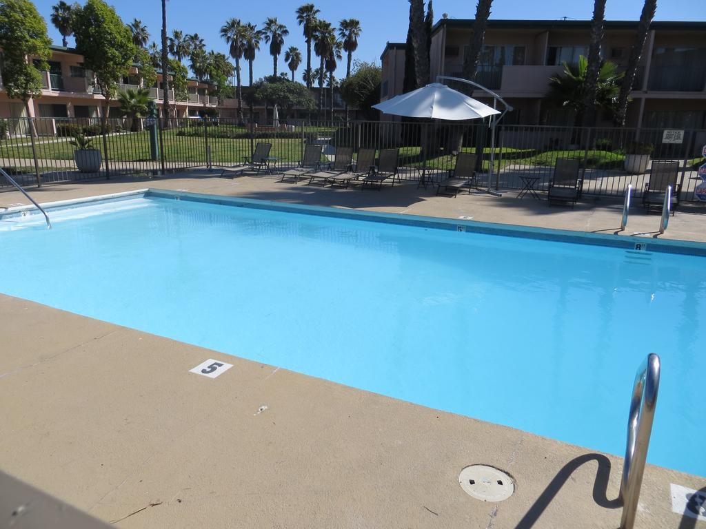 Seaport Marina Motel Long Beach Exterior photo